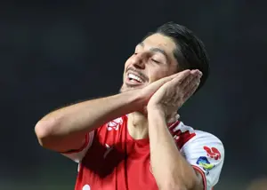 سرمربی پرسپولیس عاشق این بازیکنان است!