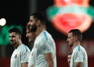 آزمون و عزتاللهی قهرمان را حذف میکنند!