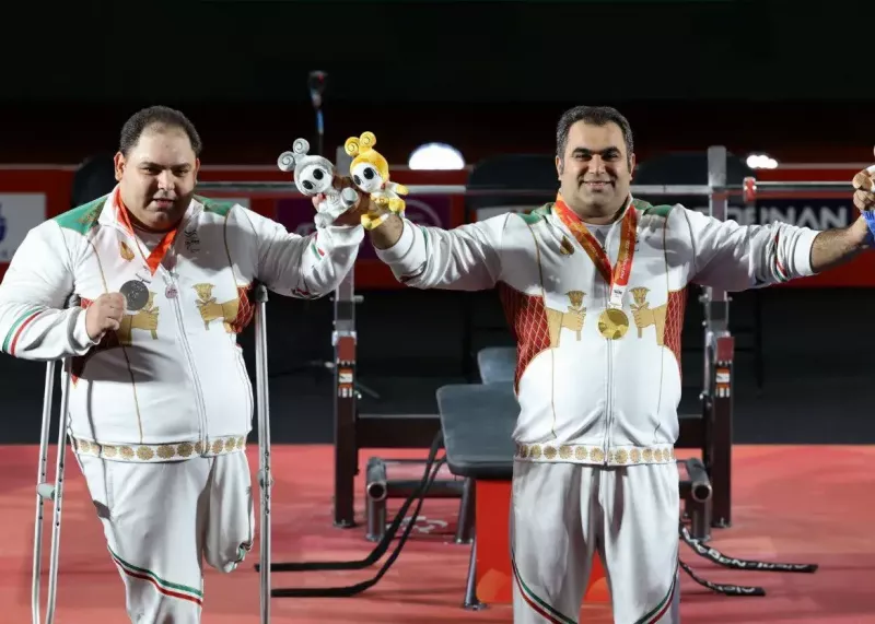 سکوی اول و دوم فوق‌سنگین در تسخیر ایران