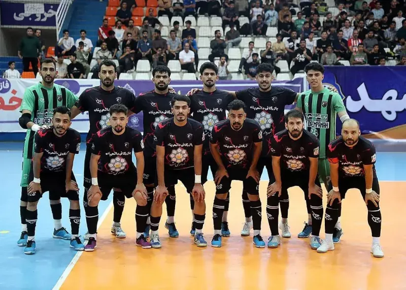 مشهدی‌ها در انتظار نخستین پیروزی با مربی جدید