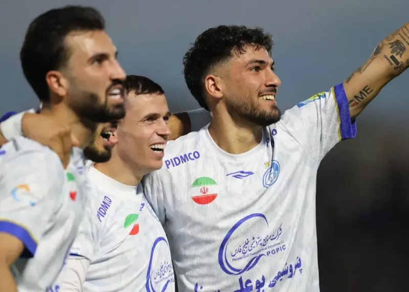 گل آسانی روی حمله مهندسیشده استقلال