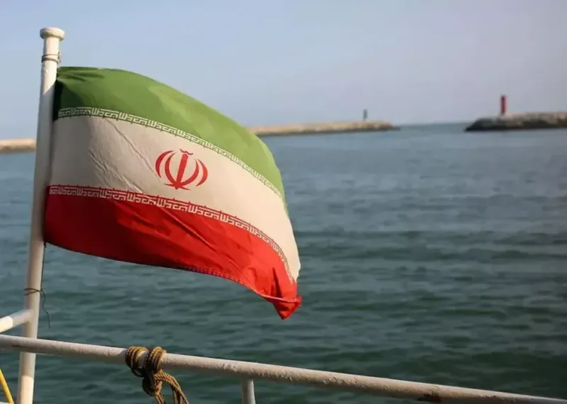 تردد شناورهای متخلف در تنگه هرمز متوقف شد