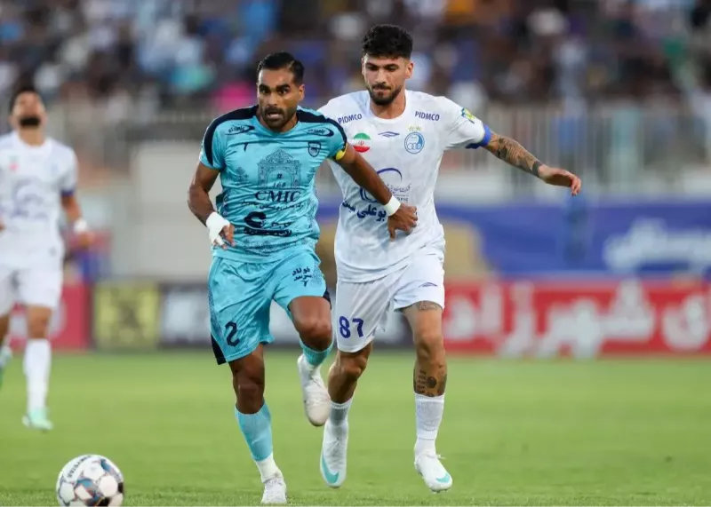 گزارش زنده: چادرملو ۰ _ استقلال 1