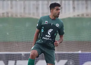مدافع ذوبیها جلوی باخت را گرفت و رفت