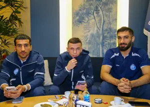 فرود هواپیمای آسانی ایر در دبی!
