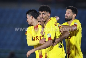 پرواز امین، بالاتر از کاپیتان پرسپولیس! (عکس)
