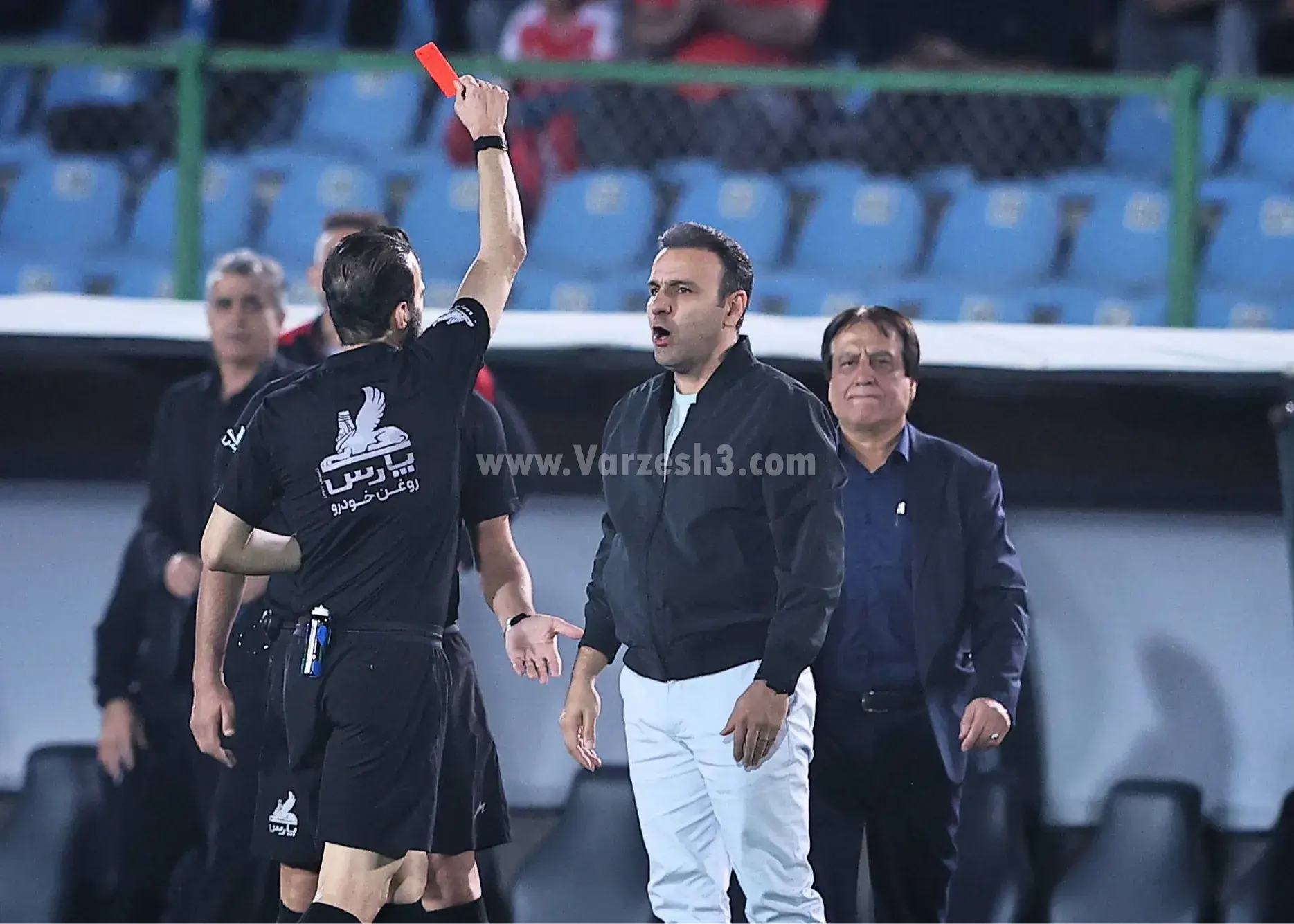 فریم‌هایی از خشم سرشار سرپرست پرسپولیس!
