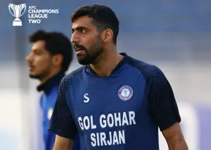 یک مصدوم دیگر روی دست مهدی رحمتی!