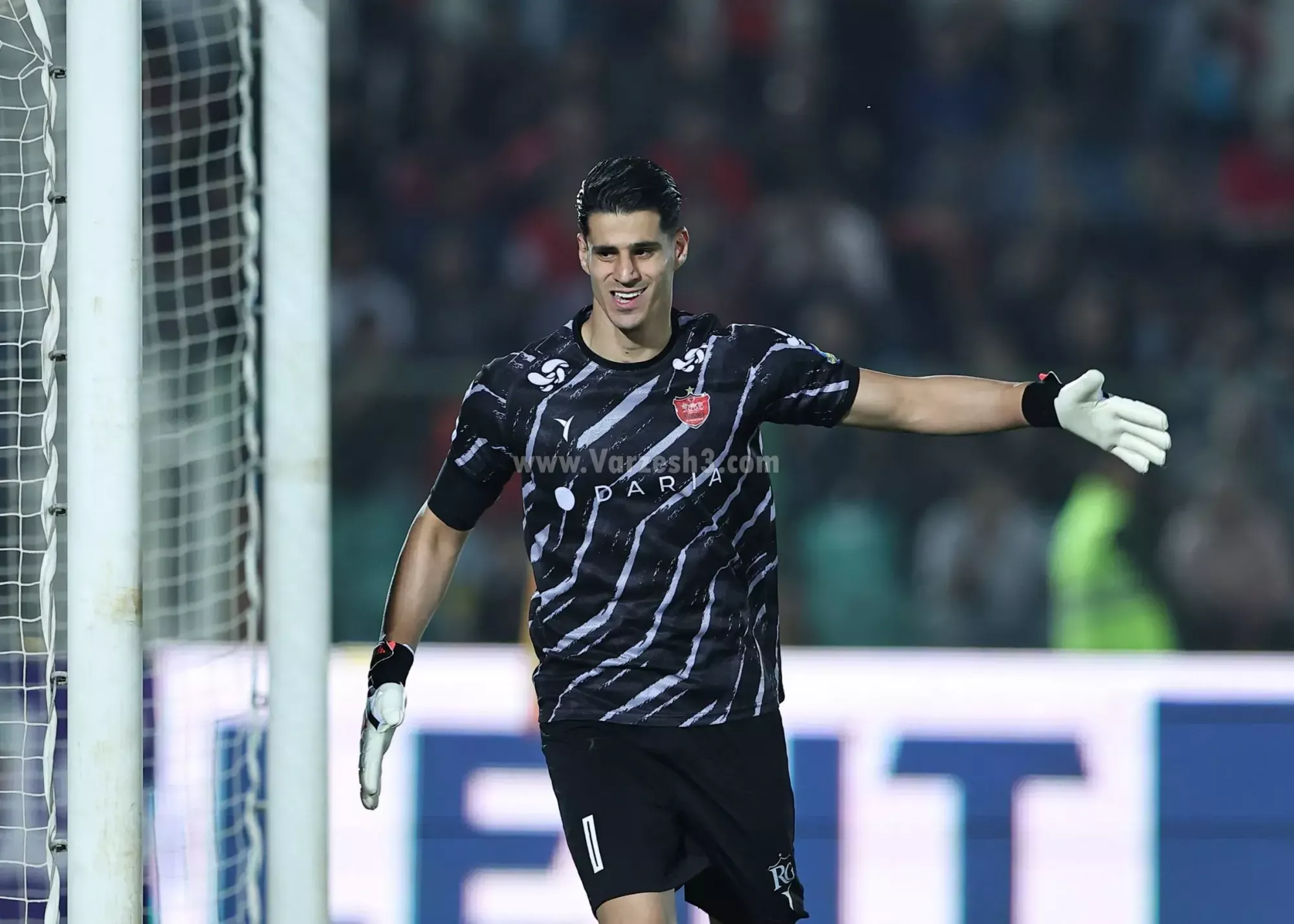 سنگربان پرسپولیس به دنبال رهایی از طلسم!
