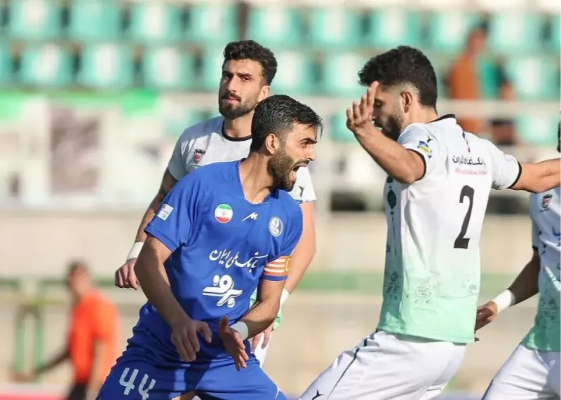 ذوب 0 _ اسخوزستان 0: فریادهای بینتیجه در فولادشهر