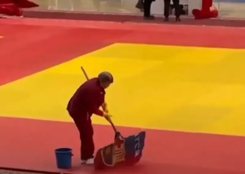 ویدئوی عجیب در کشتی بارسلونا را ناراحت کرد!