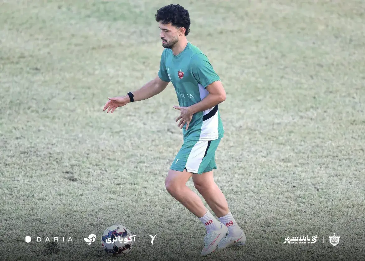 حضور یک زوج جوان در بازی امروز پرسپولیس!